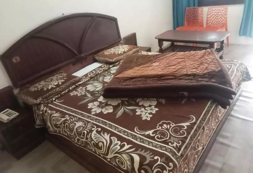 Hotelli Goroomgo Shivay Kausani