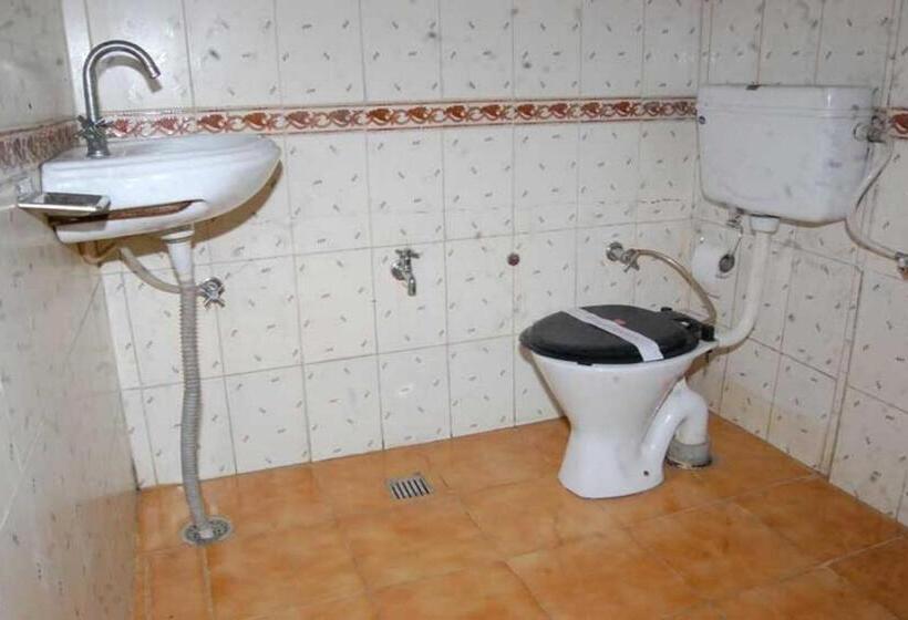 Hotelli Goroomgo Shivay Kausani