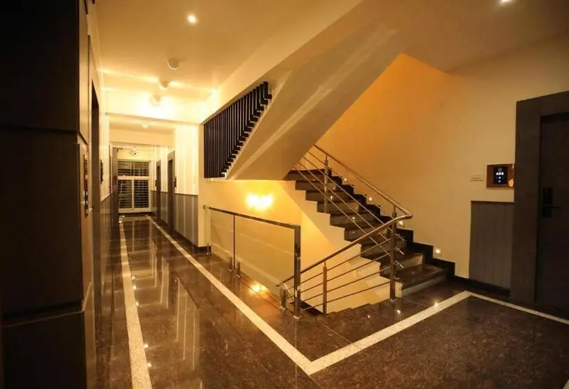 Hotel Livaana