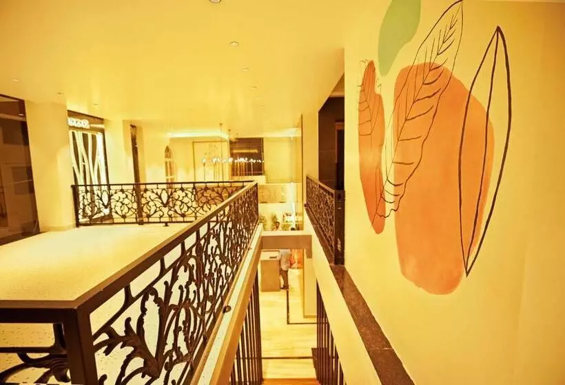 Hotel Livaana