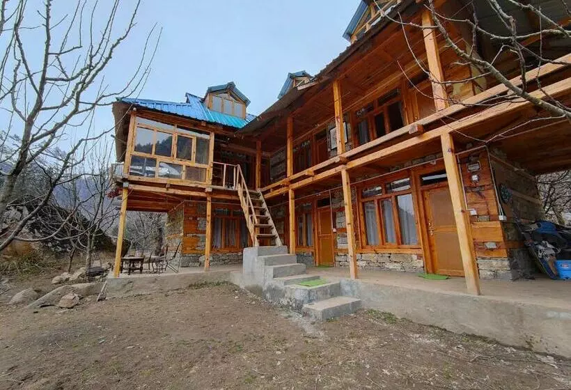 ペンション Yalakhom