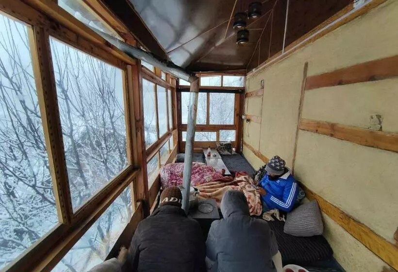 ペンション Yalakhom