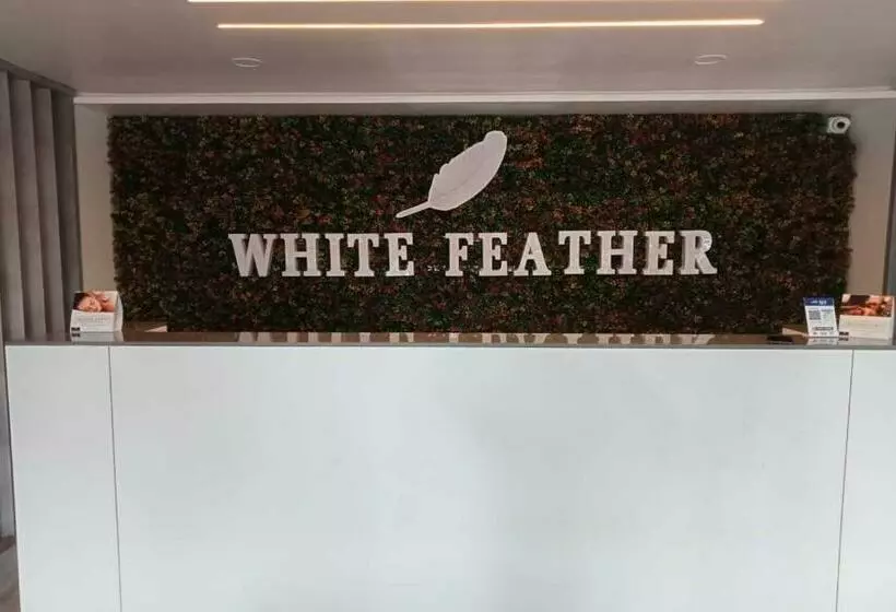 White Feather Resort Kauncha