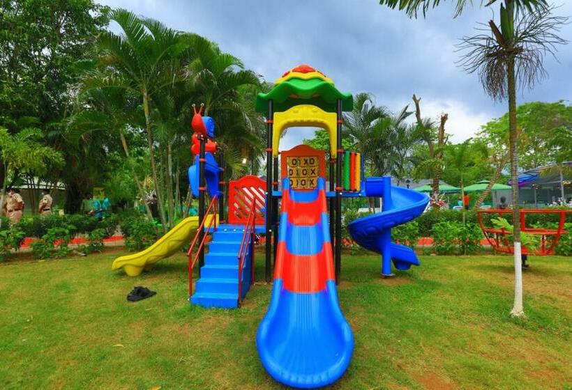 White Feather Resort Kauncha