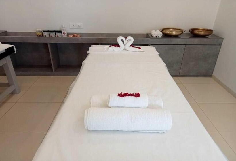 White Feather Resort Kauncha