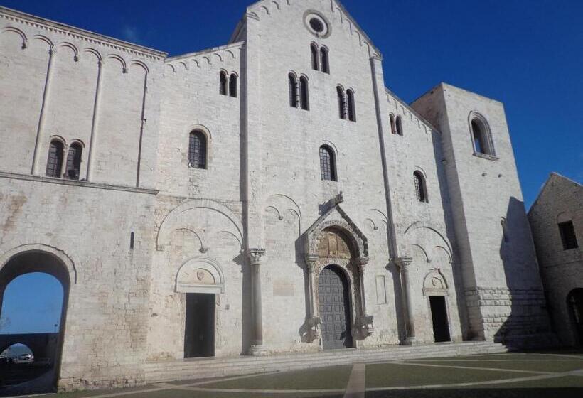 تختخواب و صبحانه Tresca Charme Luxury Rooms