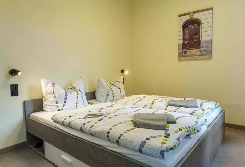 Und Hostel Gleisbett