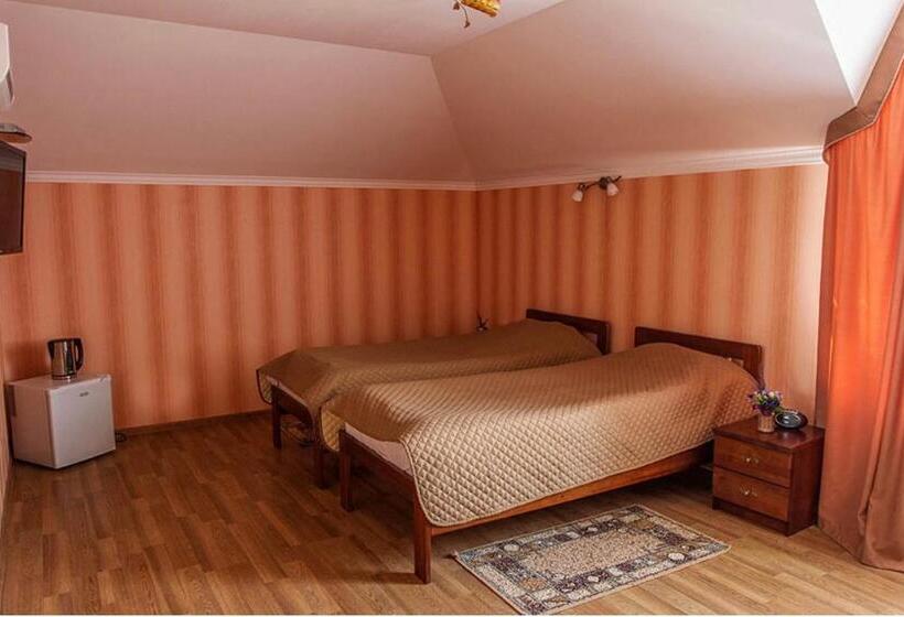 Отель гостинний маєток