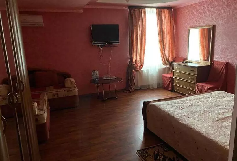 Hotelli гостинний маєток