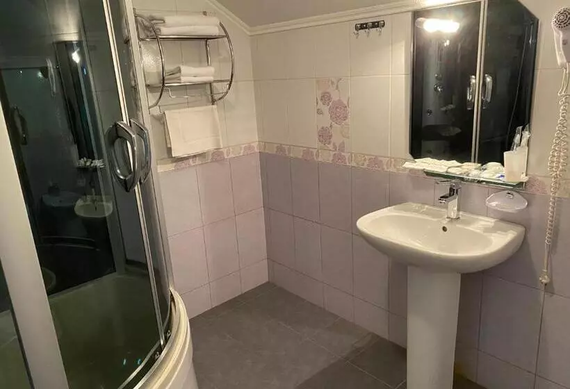 Hotelli гостинний маєток