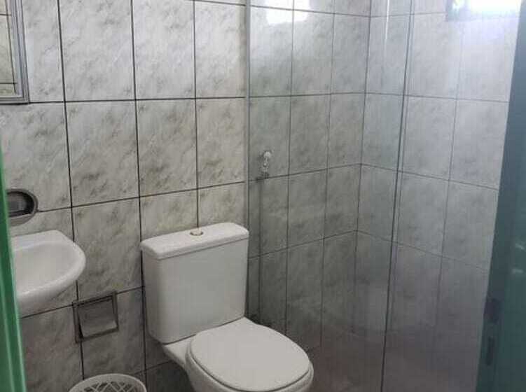 בית מלון כפרי Atos