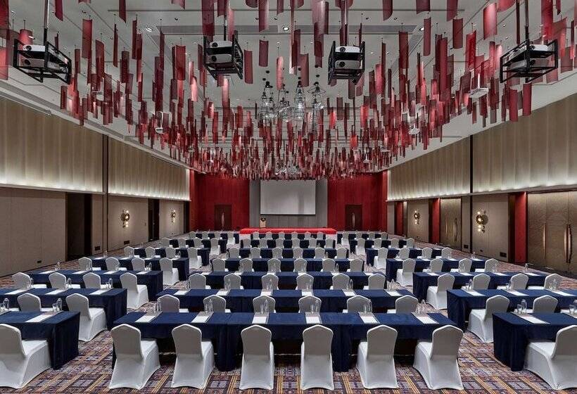 فندق Hilton Shigatse