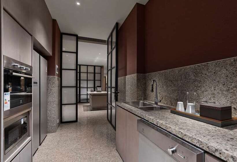 فندق Hilton Shigatse