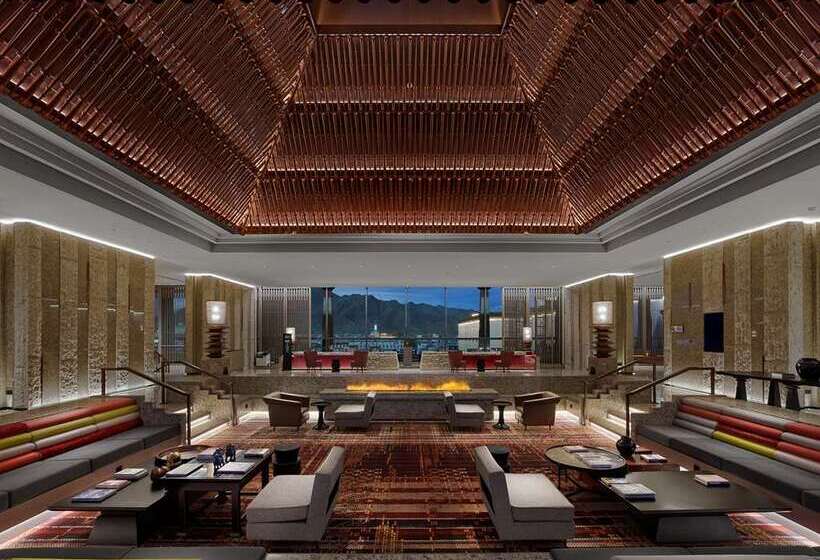 فندق Hilton Shigatse