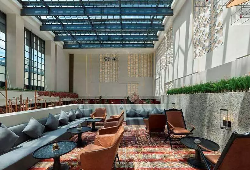 ホテル Hilton Shigatse