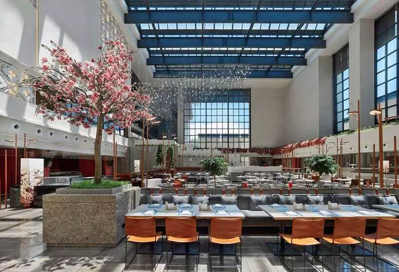 ホテル Hilton Shigatse