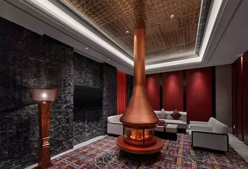 ホテル Hilton Shigatse