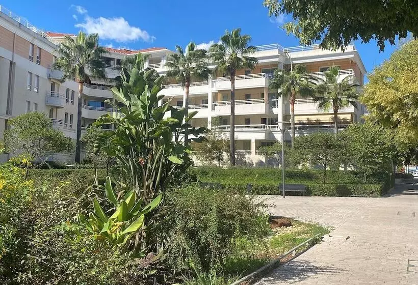 Hotelli Indigo Cagnes Sur Mer, An Ihg