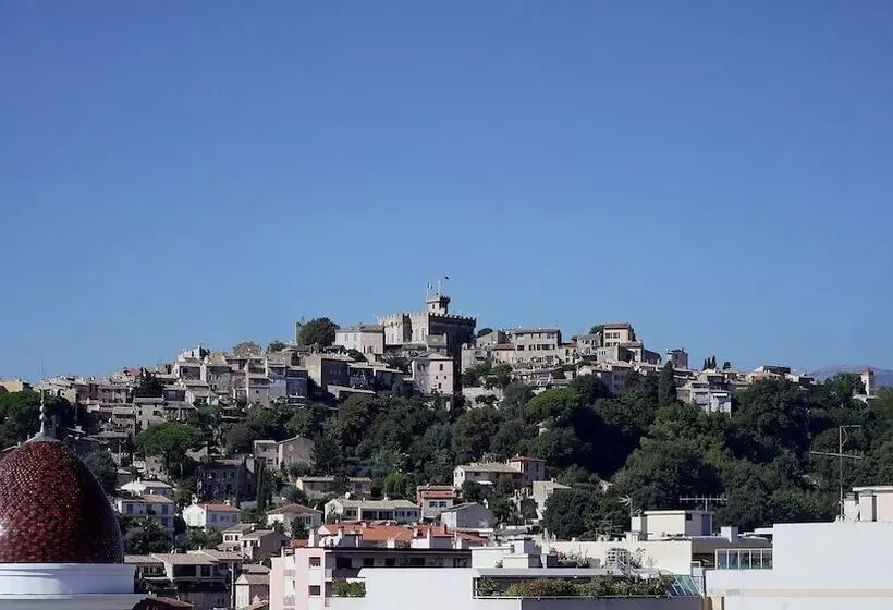 Hotelli Indigo Cagnes Sur Mer, An Ihg