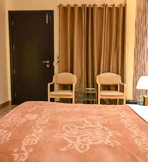 ホテル Shamyana