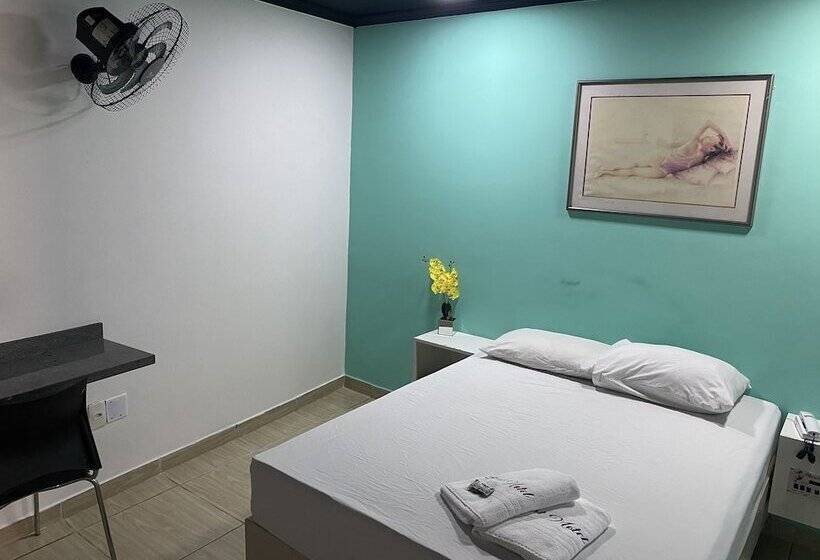 Light Motel   24 Horas