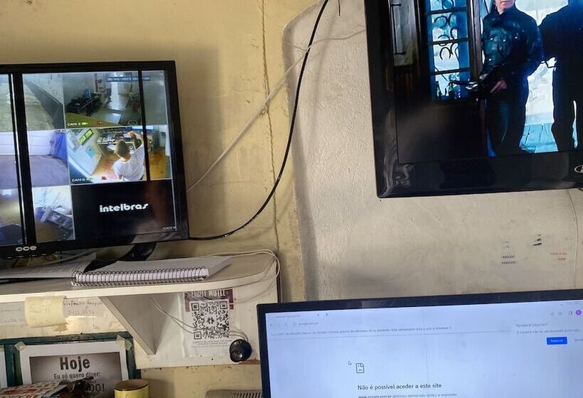 Light Motel   24 Horas