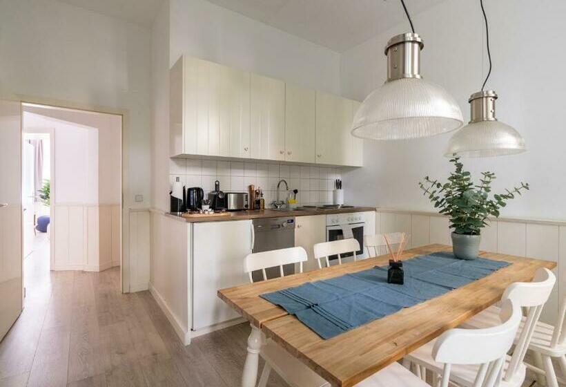 Limehome Berlin Lottumstraße 4