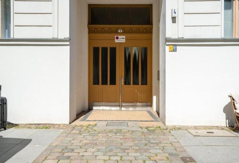 Limehome Berlin Lottumstraße 4