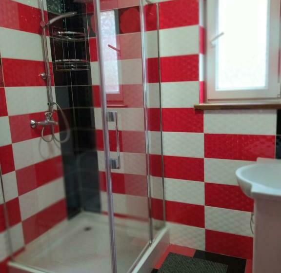 פנסיון Good House