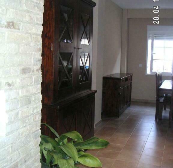 بنسيون Room In Guest Room Twin Room In Valencia With Private Bathroom And Large Terrace For Pets