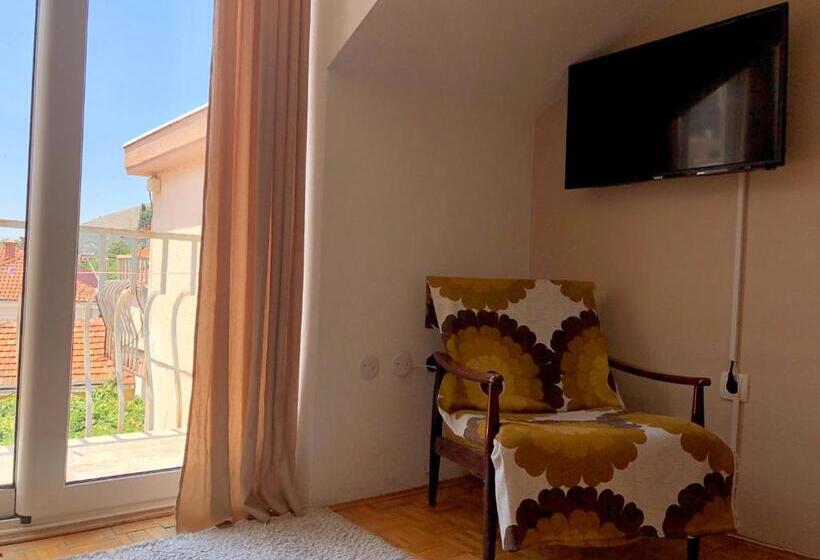 پانسیون Smještaj Mm Trebinje