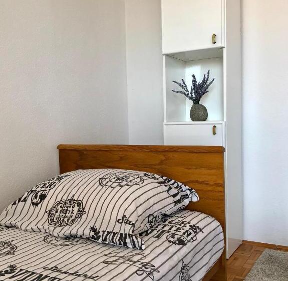 پانسیون Smještaj Mm Trebinje