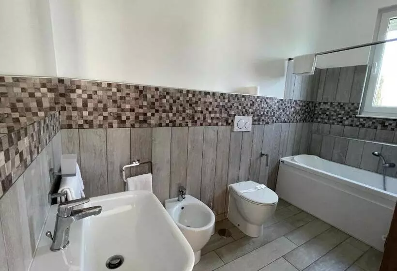 Capo Circeo Beach Resort Spa Fronte Mare