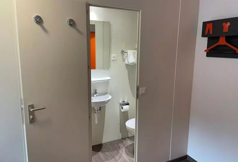 Easyhotel Zürich Limmatplatz