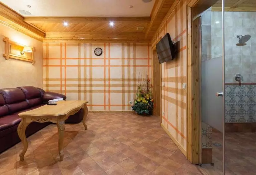 Hotelli Ganz Ski Lift 5