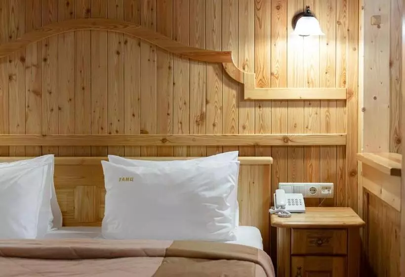 Hotelli Ganz Ski Lift 5