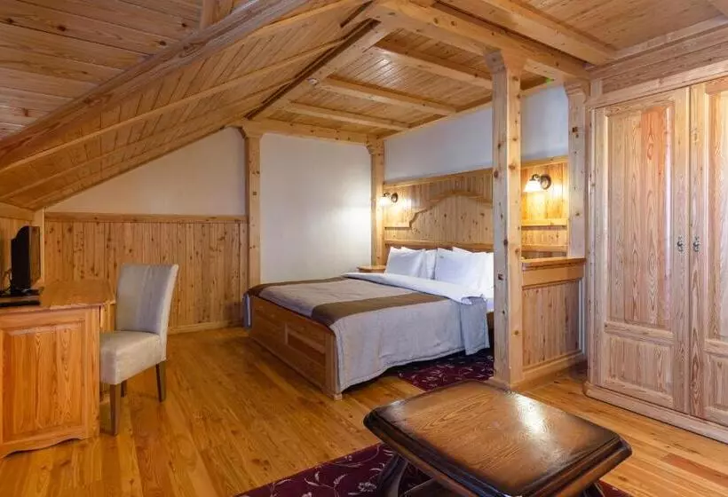 Hotelli Ganz Ski Lift 5