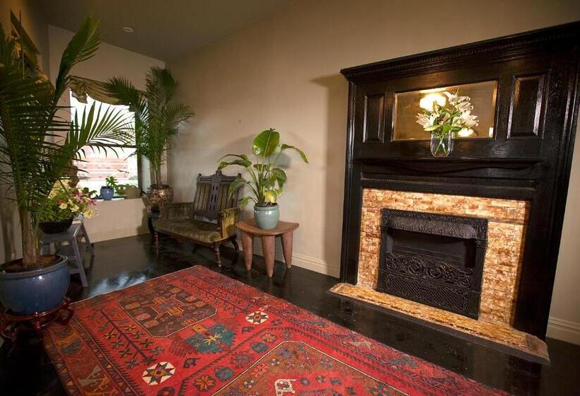 בית מלון כפרי The Gallery House