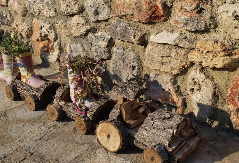 پانسیون Dobrevata House