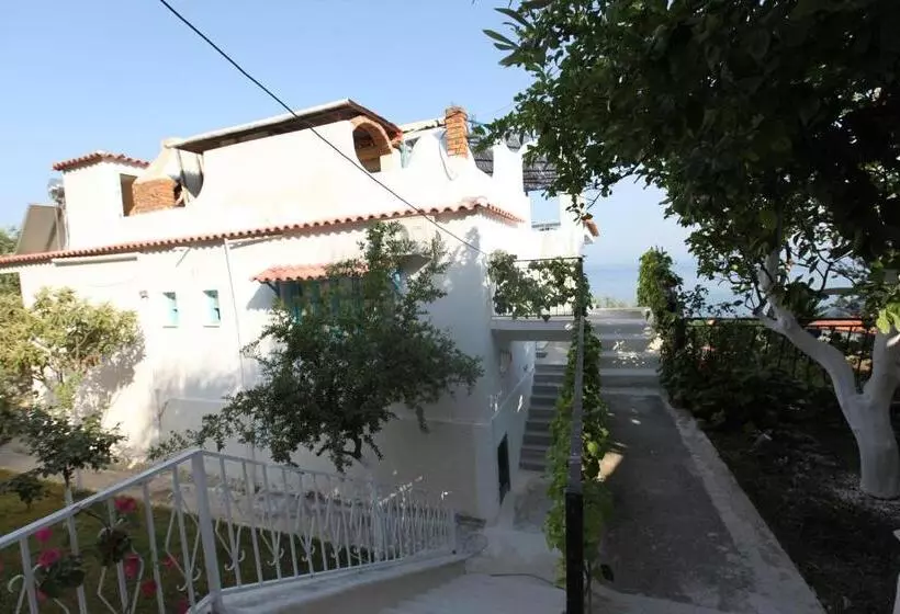 Majatalo Vila Asidanu