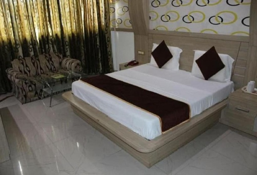 فندق Bhawani International