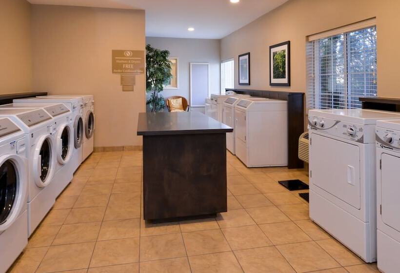 호텔 Candlewood Suites Bloomington, An Ihg