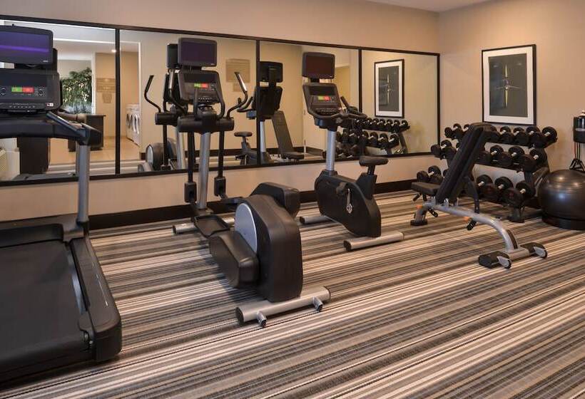 호텔 Candlewood Suites Bloomington, An Ihg