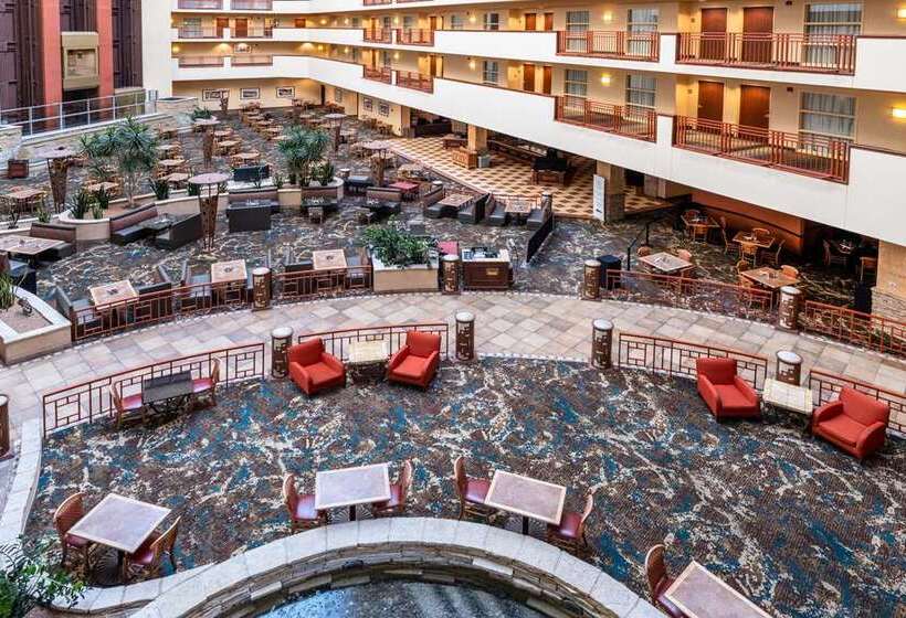 هتل Embassy Suites By Hilton Albuquerque