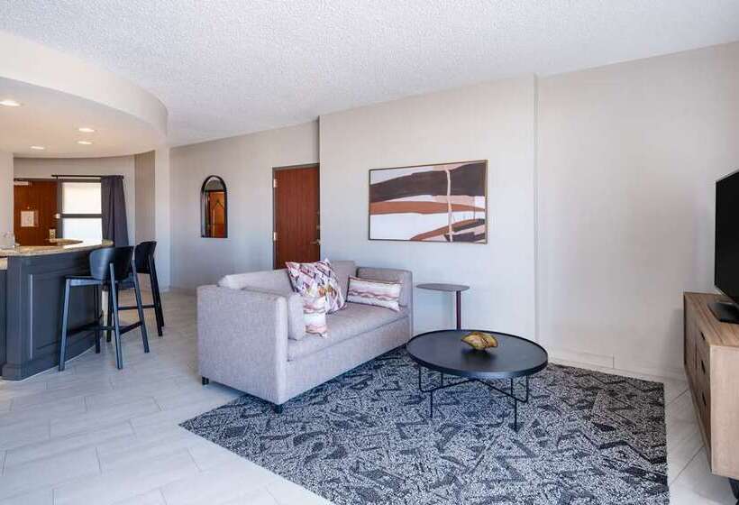 هتل Embassy Suites By Hilton Albuquerque