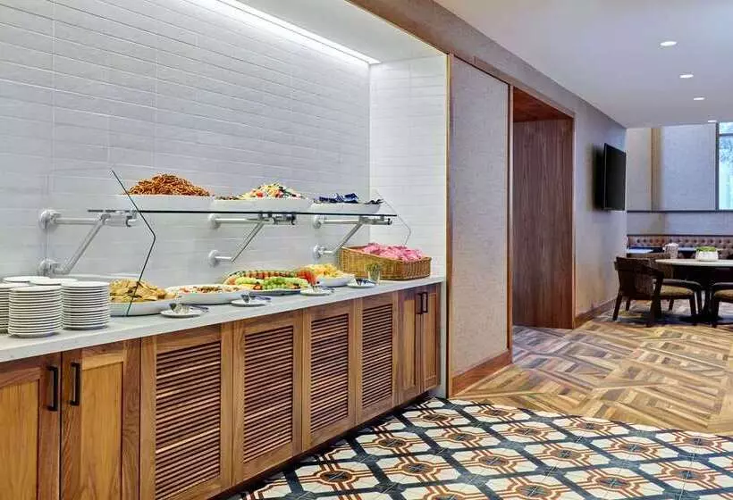 Hotel Embassy Suites By Hilton Washington D.c. – Convention Center