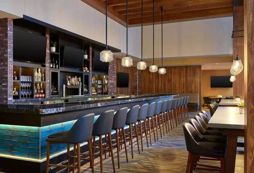 Hotel Embassy Suites By Hilton Washington D.c. – Convention Center