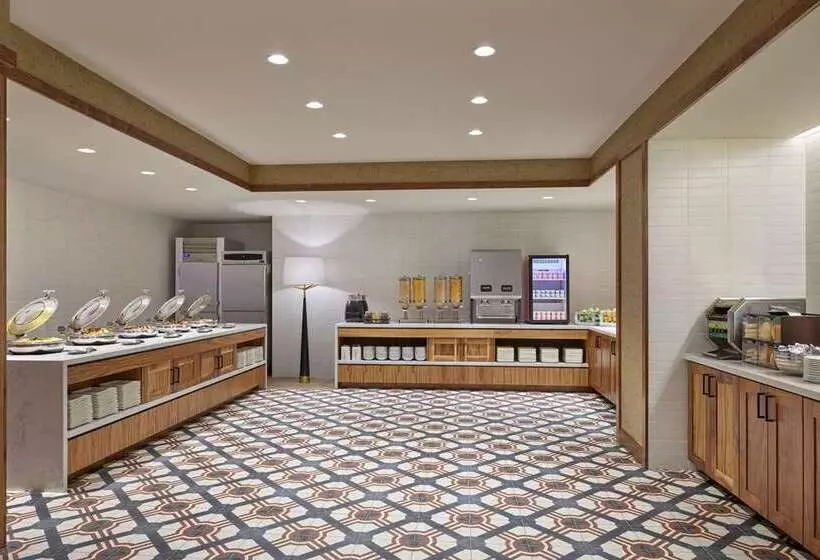 Hotel Embassy Suites By Hilton Washington D.c. – Convention Center