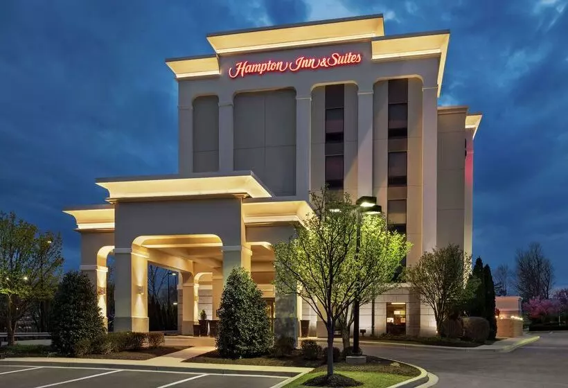 호텔 Hampton Inn & Suites Frederick Fort Detrick