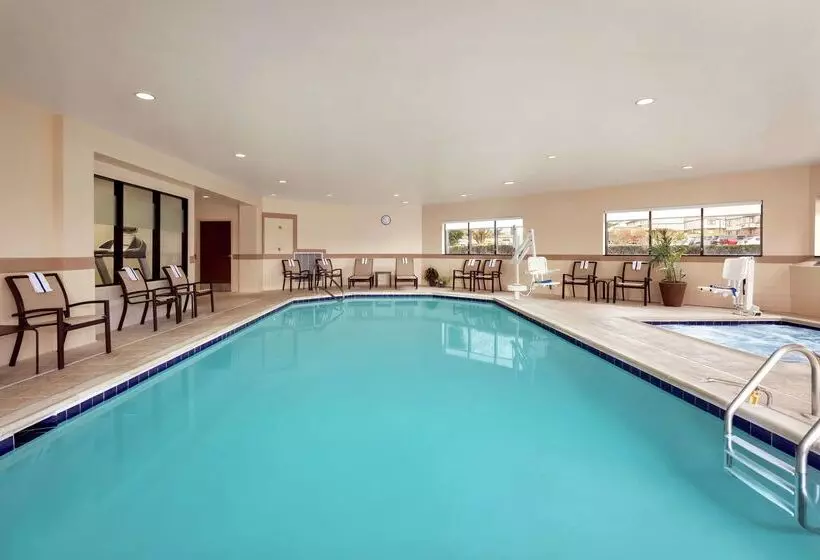 호텔 Hampton Inn & Suites Frederick Fort Detrick